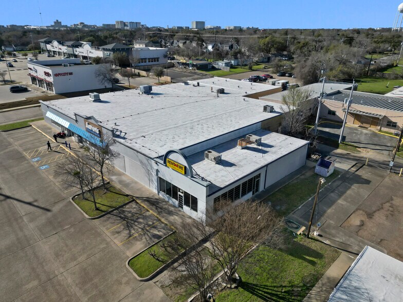 Primary Photo Of 3514-3518 S Texas Ave, Bryan Freestanding For Lease
