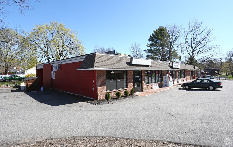 More Photos Of 912 Terryville Ave, Bristol Freestanding For Sale