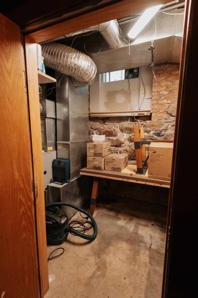 More Photos Of 23 Main St S, Minot General Retail For Lease