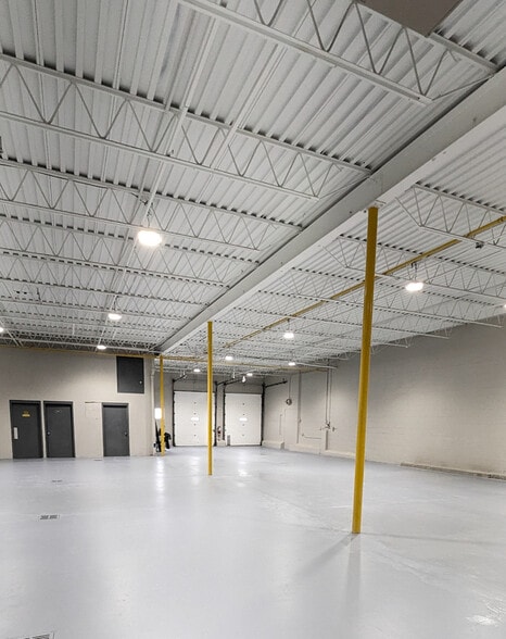 More Photos Of 12325 Mount Lawn Rd NW, Edmonton Distribution For Lease