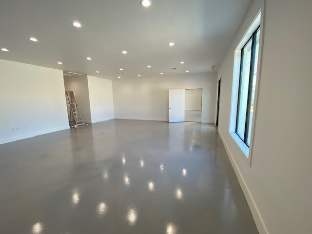 More Photos Of 391 Mill Creek Dr, Salado Office For Lease