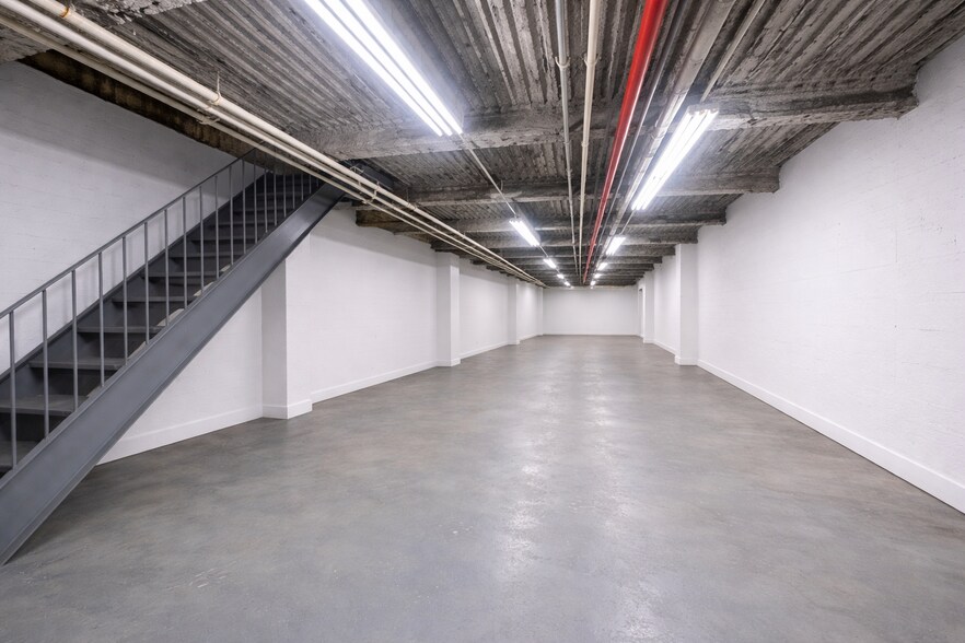 More Photos Of 113 W 27th St, New York Office Residential For Lease