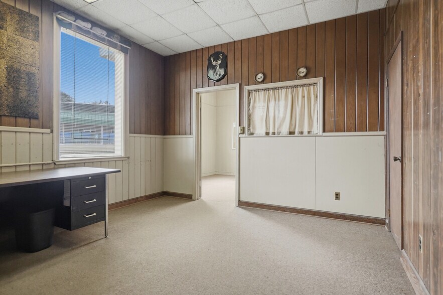 More Photos Of 401 Hodges Ave, Albany Industrial For Sale