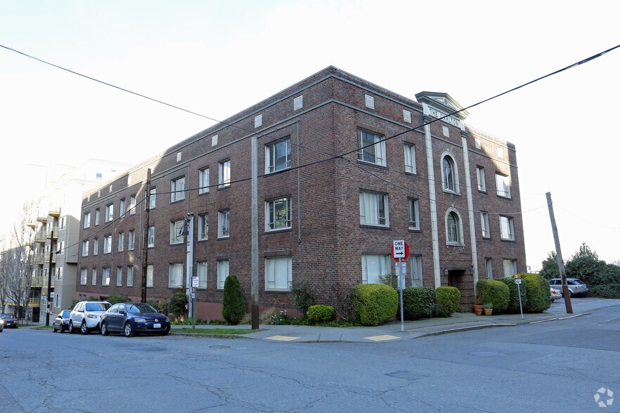 More Photos Of 603 Pontius Ave N, Seattle Apartments For Sale