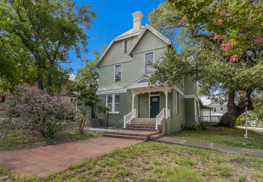 Primary Photo Of 1818 San Pedro Ave, San Antonio Office Residential For Sale