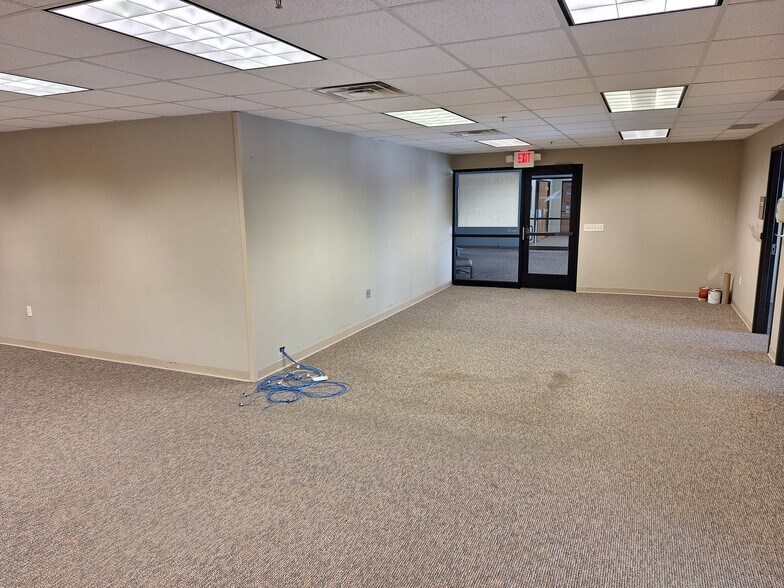 More Photos Of 474 45th St, Fargo Office For Lease