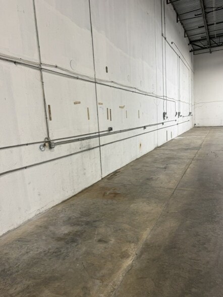 More Photos Of 5001 NW 13th Ave, Pompano Beach Warehouse For Lease