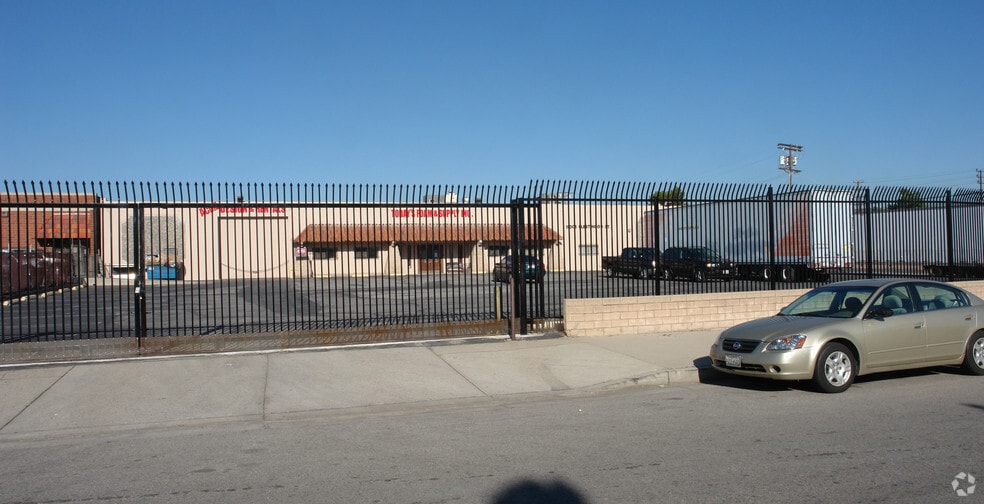 Primary Photo Of 11001 Fleetwood St, Sun Valley Warehouse For Lease
