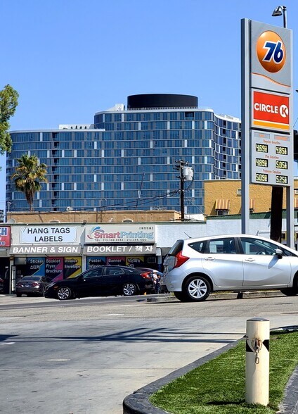 More Photos Of 801 S Hoover St, Los Angeles Service Station For Sale