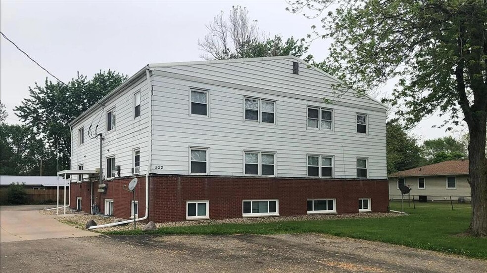 More Photos Of 522 N Main St, Hanna City Apartments For Sale
