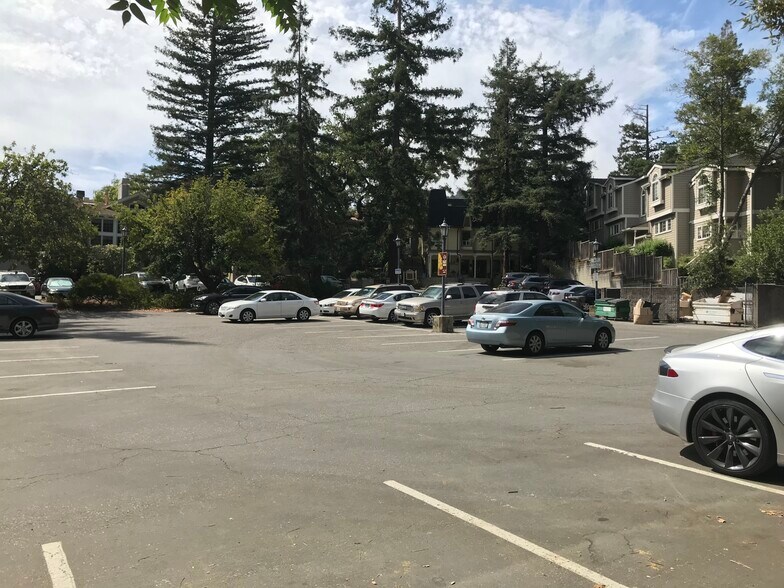 More Photos Of 20665 4th St, Saratoga Loft Creative Space For Lease