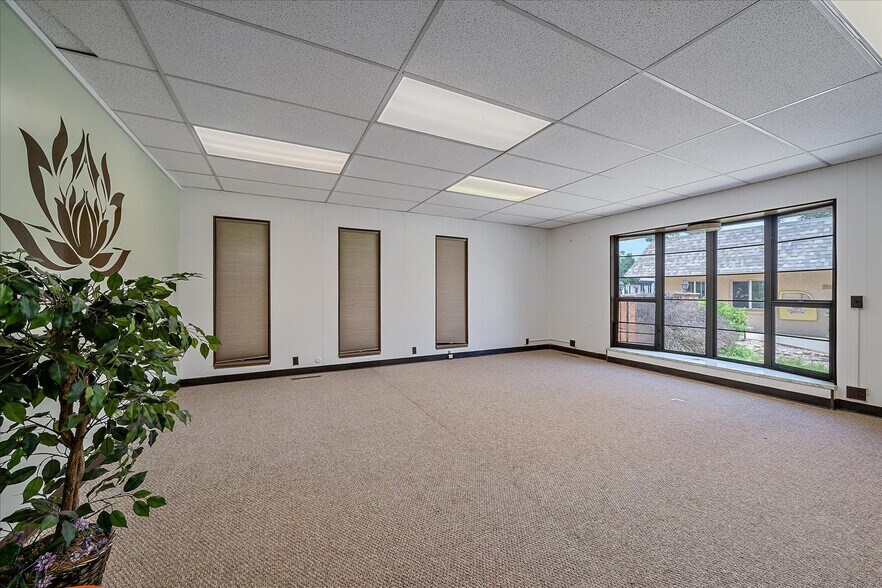 More Photos Of 40 S 6th Ave, Brighton Medical For Lease