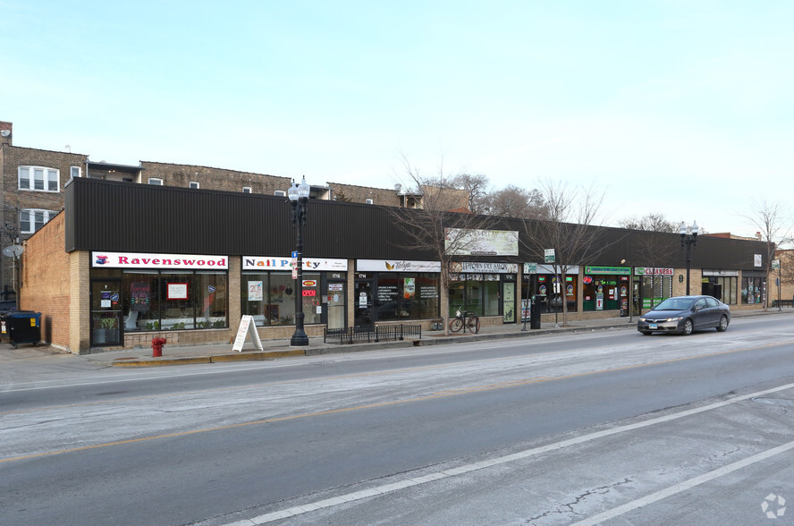 Primary Photo Of 1700-1720 W Lawrence Ave, Chicago Storefront For Lease