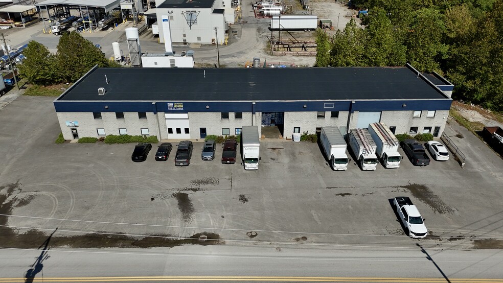 Primary Photo Of 1900 Morgantown Industrial Park Rd, Morgantown Warehouse For Lease