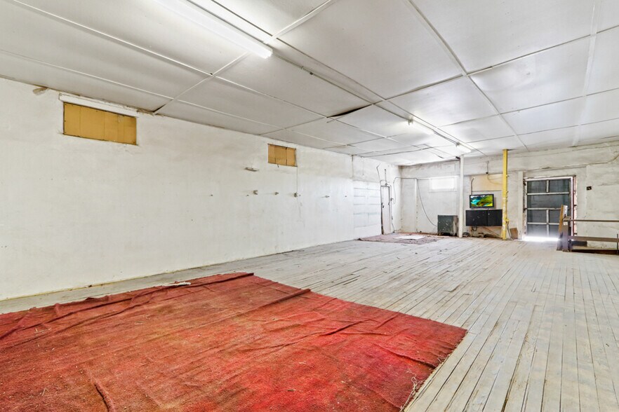 More Photos Of 10108 Socorro Dr, El Paso General Retail For Sale