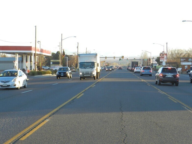 More Photos Of 2267 S Townsend Ave, Montrose Department Store For Sale