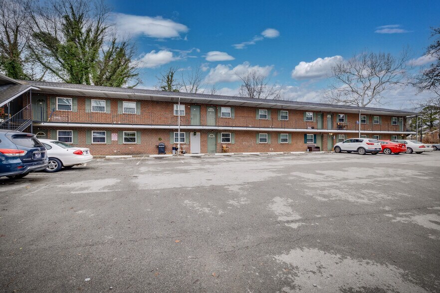 1722 Coker Ave, Knoxville, TN 37917 Apartments For Sale