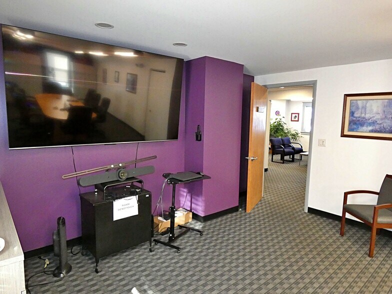 More Photos Of 2495 Elmwood Ave, Buffalo Office For Sale
