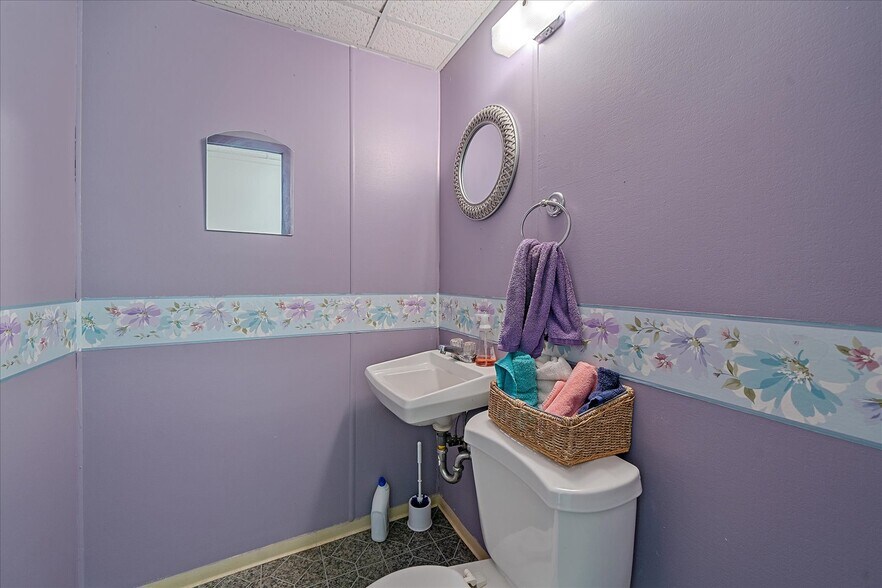 More Photos Of 40 S 6th Ave, Brighton Medical For Sale