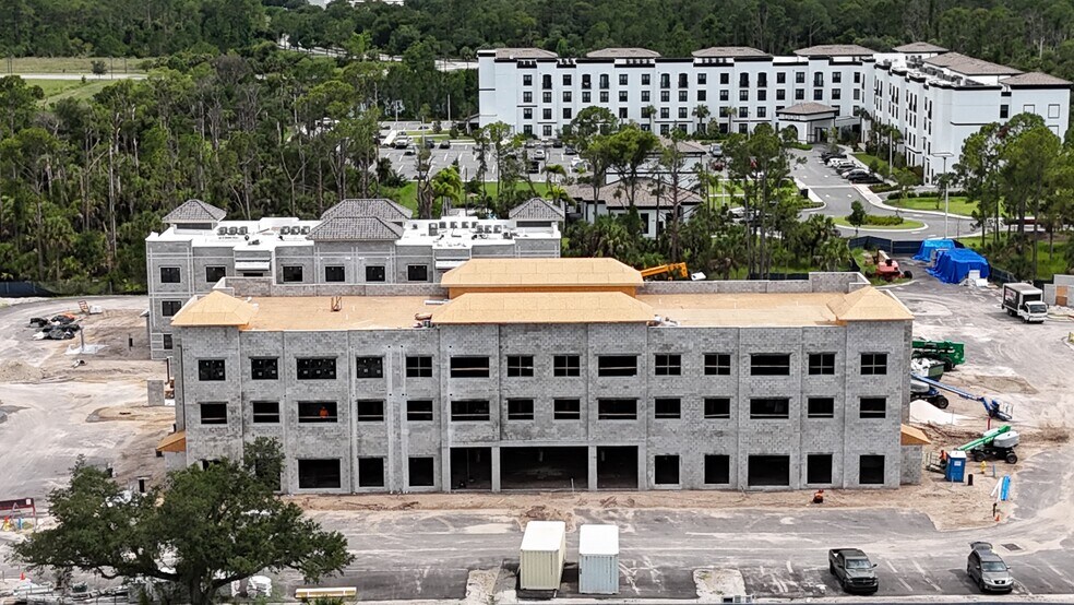 More Photos Of 1027 W Price Blvd, North Port Apartments For Lease