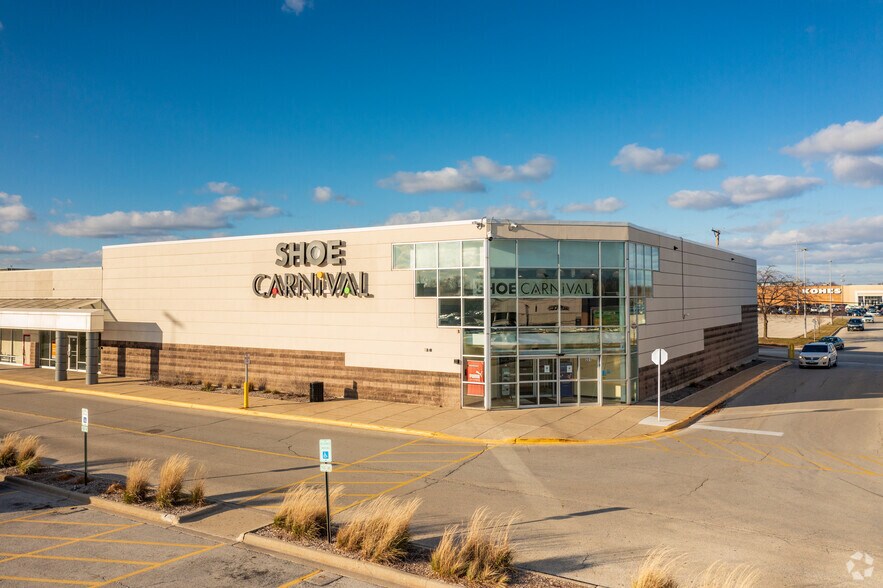 More Photos Of 280 Commons Dr, Chicago Ridge Unknown For Lease