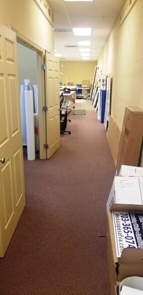 More Photos Of 11900 Livingston Rd, Manassas Warehouse For Sale