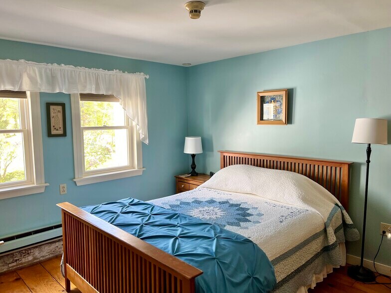 More Photos Of 399 Depot St, Proctorsville Hospitality For Sale