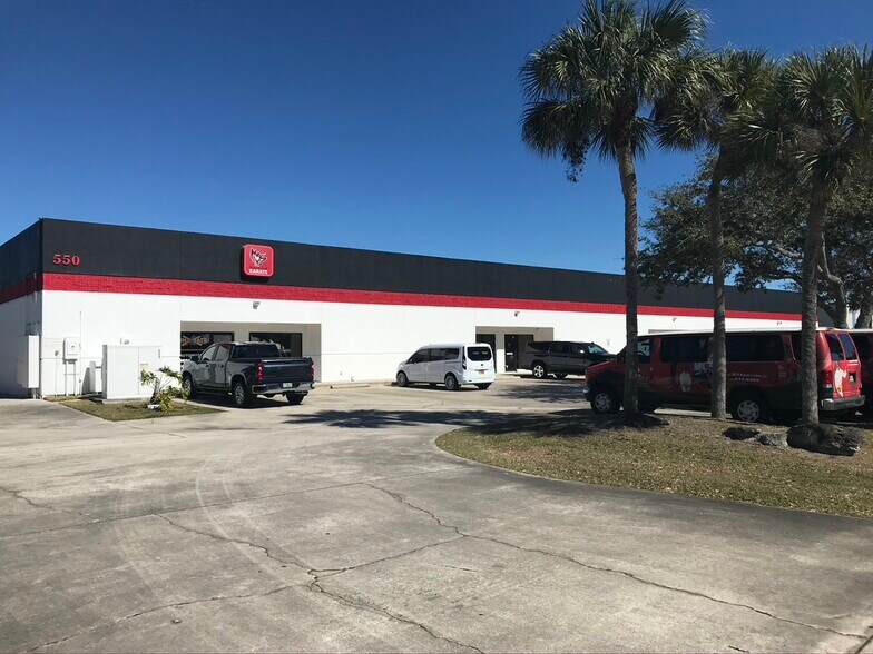 Primary Photo Of 550 Gus Hipp Blvd, Rockledge Showroom For Lease