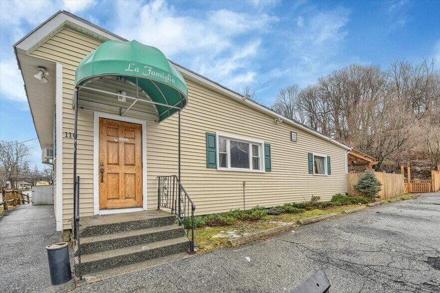 More Photos Of 110 Route 311, Carmel Restaurant For Sale