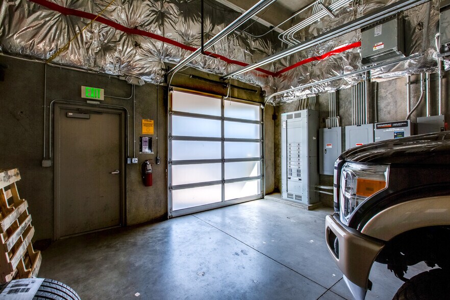 More Photos Of 5630 Ward Rd, Arvada Flex For Sale