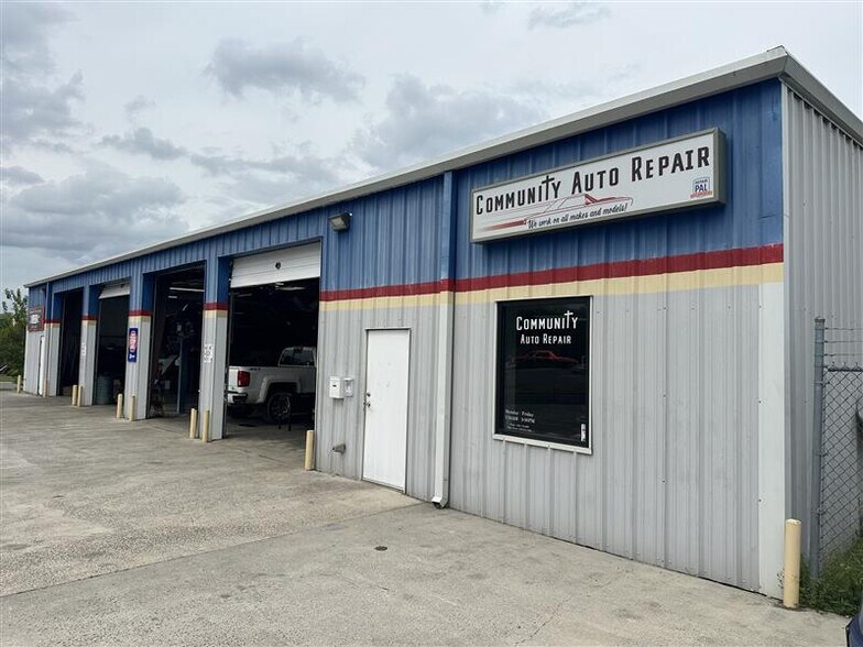 More Photos Of 302 5th Ave SW, Cullman Auto Repair For Sale