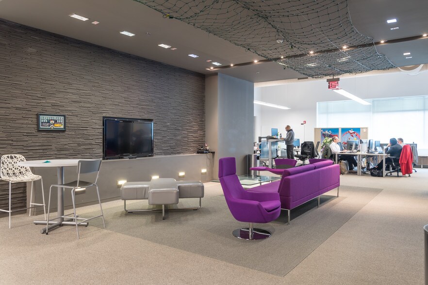 More Photos Of 111 Lawrence St, Framingham Research And Development For Lease