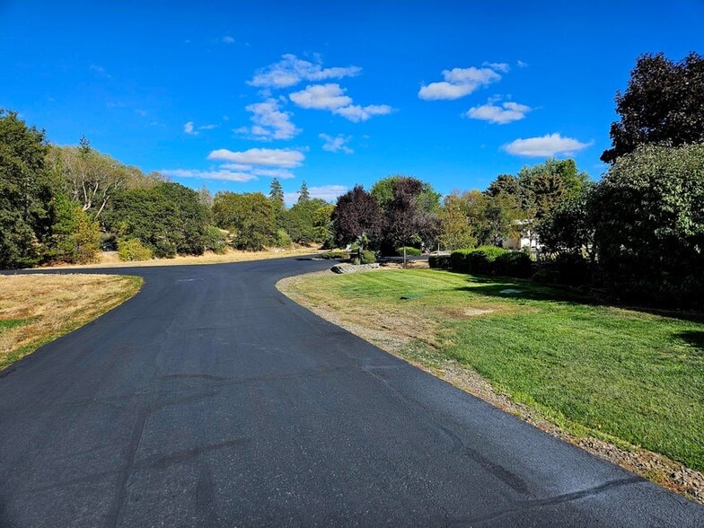 More Photos Of 6901 Old Stage Rd, Central Point Manufactured Housing Mobile Home Park For Sale