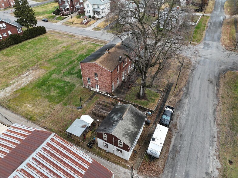 More Photos Of 311 Saint Clair St, New Athens Apartments For Sale