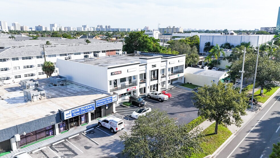 More Photos Of 5130 N Federal Hwy, Fort Lauderdale Storefront Retail Office For Lease
