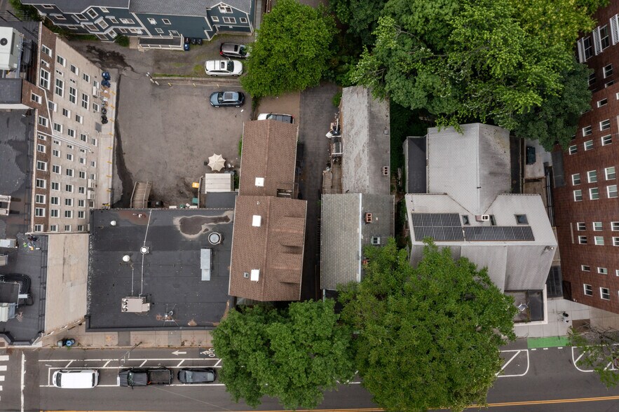 More Photos Of 930 Massachusetts Ave, Cambridge Office For Sale