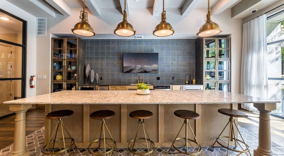 More Photos Of 4910 E 7th St, Austin Coworking Space