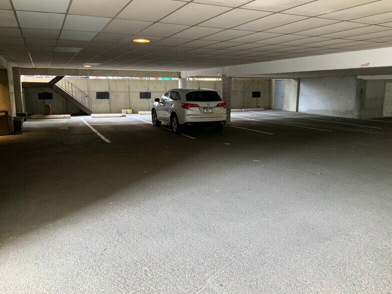 More Photos Of 1010 Summer St, Stamford Office For Lease