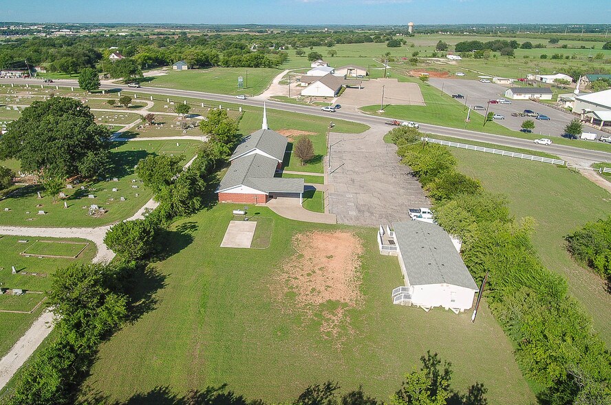 More Photos Of 1107 Weatherford Hwy, Granbury Religious Facility For Sale