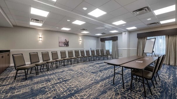 More Photos Of 12101 Challenger Pky, Orlando Hotel For Sale