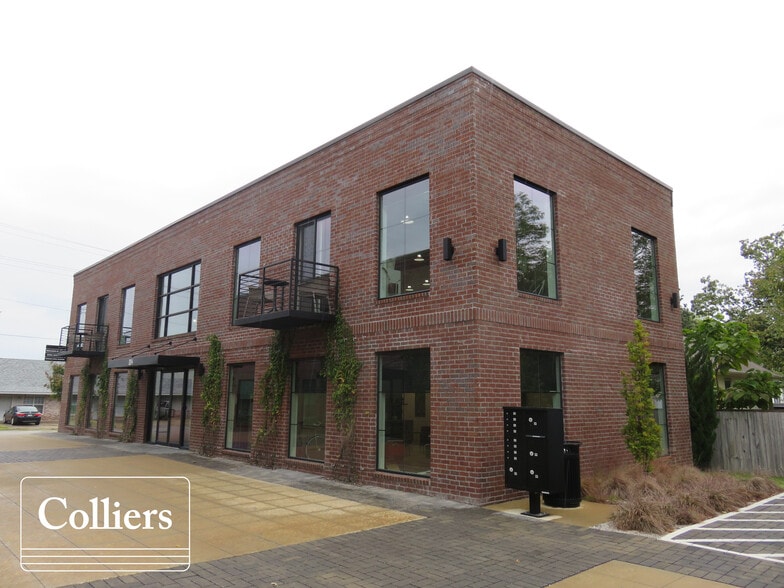 Primary Photo Of 204 SE 6th St, Bentonville Office For Lease