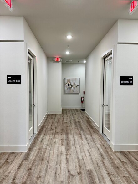 More Photos Of 3411 Cross Timbers Rd, Flower Mound Office For Lease