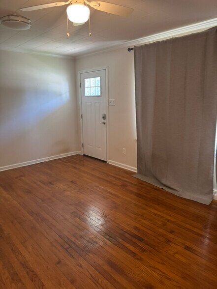 More Photos Of 759 Jimmie Kerr Rd, Haw River Auto Repair For Sale