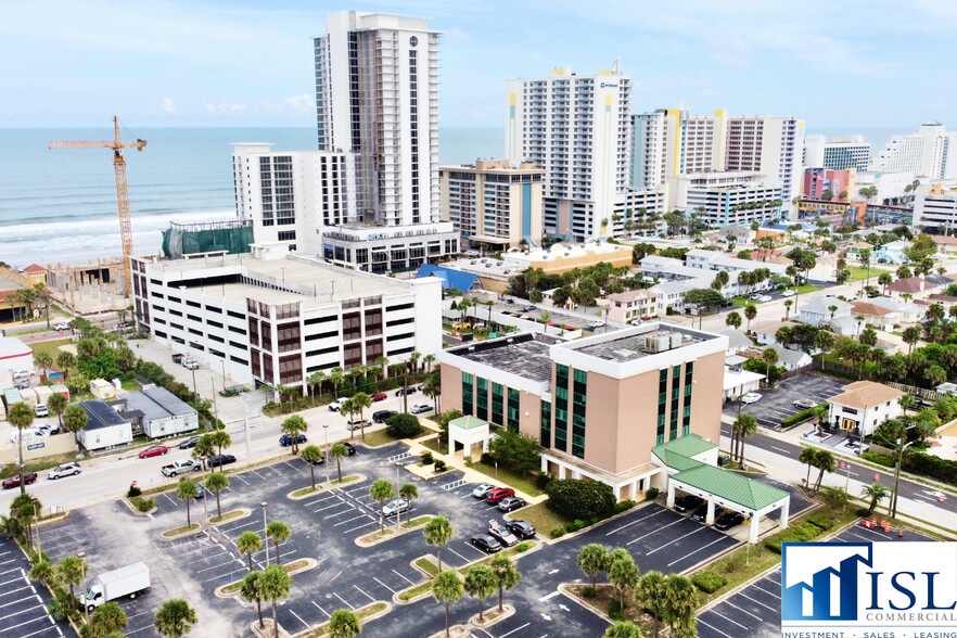 More Photos Of 501 N Grandview Ave, Daytona Beach Medical For Sale