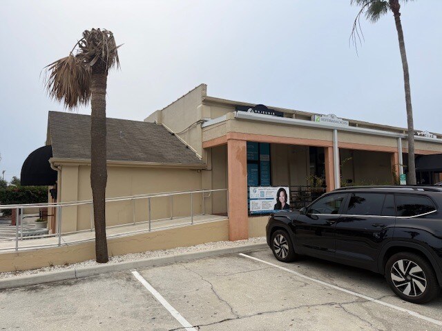 More Photos Of 3215-3217 S Macdill, Tampa Unknown For Lease