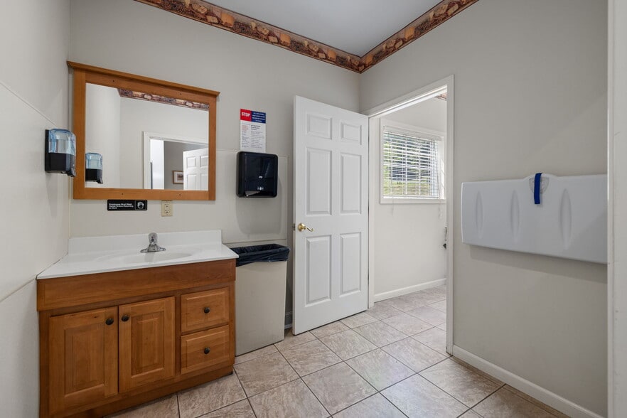 More Photos Of 392 Slate Run Rd, Slate Run Hospitality For Sale