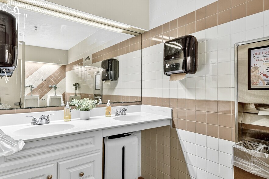 More Photos Of 1937-1965 A1A S, Saint Augustine Unknown For Lease