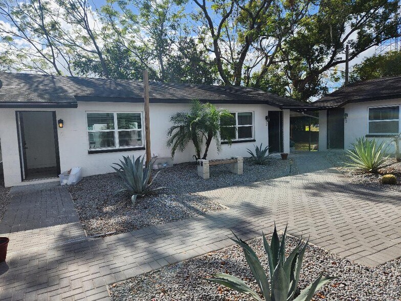 More Photos Of 11740 N 17th St, Tampa Apartments For Sale