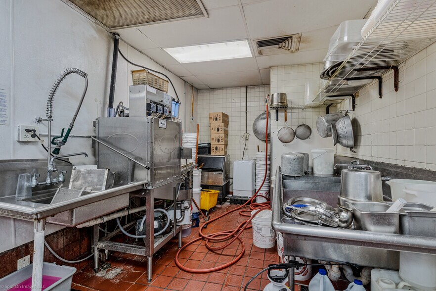 More Photos Of 645 Harwood Rd, Bedford Restaurant For Sale