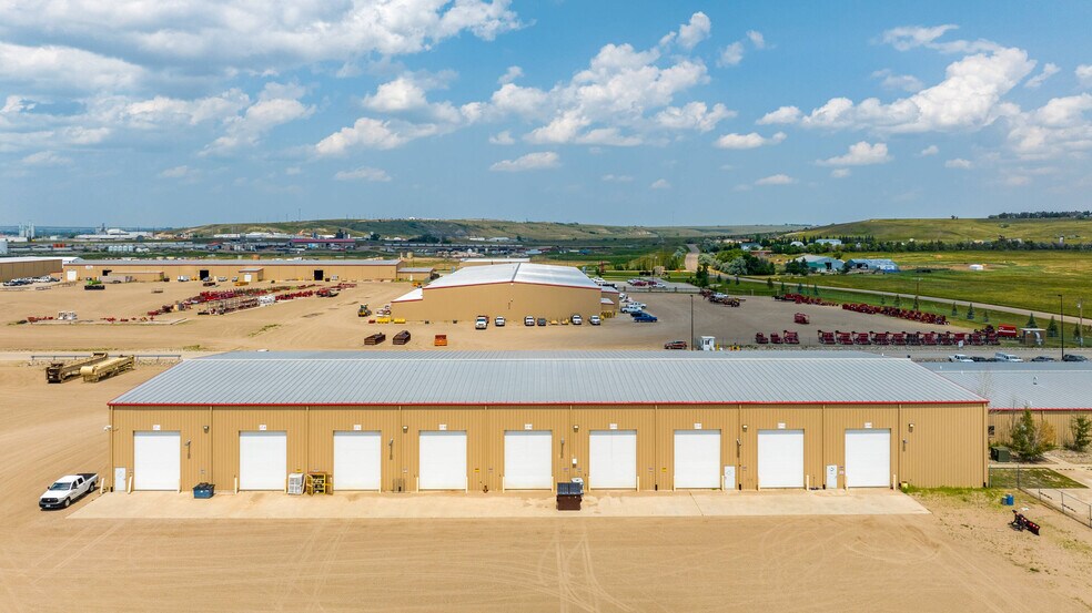 More Photos Of 611 37th Ave SE, Williston Warehouse For Sale